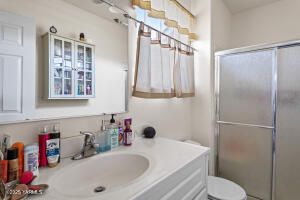 1911 Naches Heights Rd Property Photo 13
