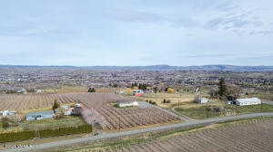 1911 Naches Heights Rd Property Photo 23