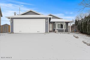 213 Nugget St Property Photo