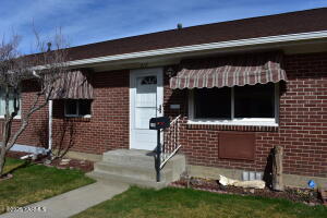 218 41st Ave Property Photo 1