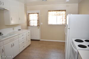 218 41st Ave Property Photo 6