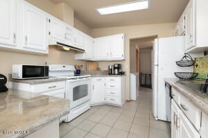 3203 101st Ave Property Photo 7