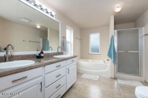 3203 101st Ave Property Photo 11