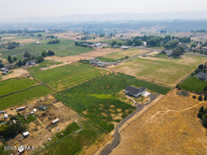 15020 Douglas Rd Property Photo