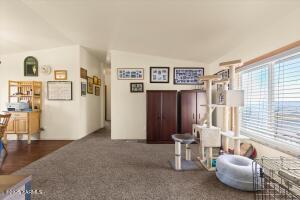 761 Point Dr Property Photo 4