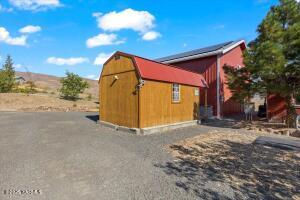 761 Point Dr Property Photo 20