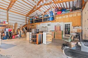 761 Point Dr Property Photo 21