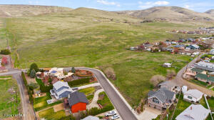 Nka Hillcrest Dr Property Photo