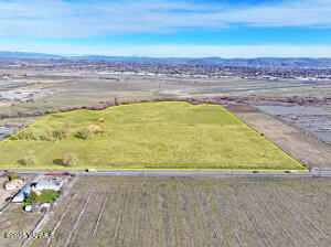 Na Ahtanum Rd Property Photo 1