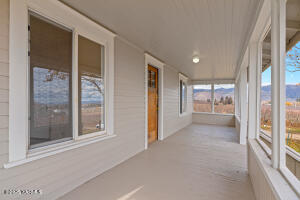 1555 Tieton Rd Property Photo 6