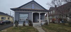 608 4th St Property Photo 1
