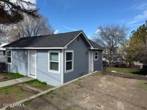 316 Edison Ave Property Photo 2