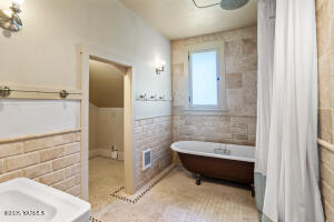 2215 Summitview Ave Property Photo 35