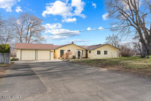 271 Johnson Rd Property Photo