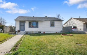1124 8th Ave Property Photo