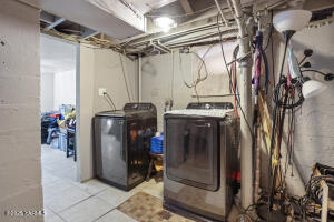 1124 8th Ave Property Photo 12
