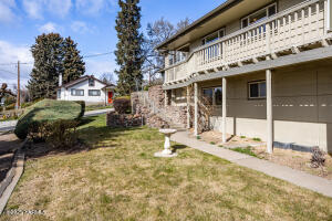 6001 Englewood Ave Property Photo 4