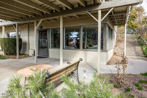 6001 Englewood Ave Property Photo 5