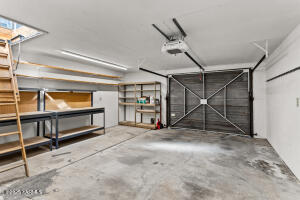 6001 Englewood Ave Property Photo 52