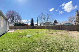 1170 Wenas Rd Property Photo 5