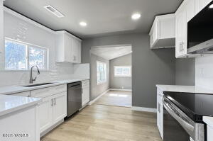 1170 Wenas Rd Property Photo 8