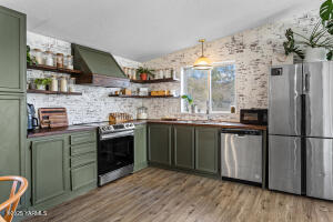 70 Sitka Ln Property Photo 8