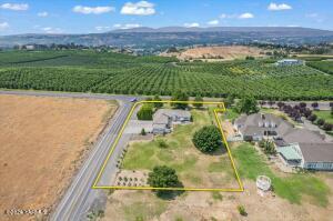 2101 Crusher Canyon Rd Property Photo