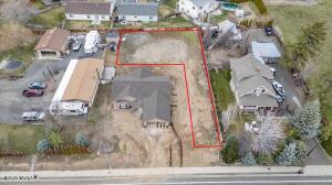 8905 Tieton Dr Property Photo 1