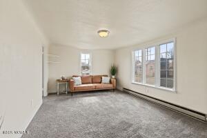 1015 8th Ave Property Photo 6