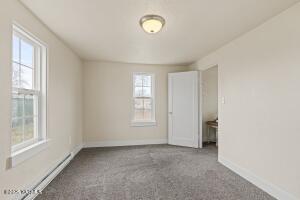 1015 8th Ave Property Photo 14