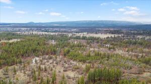 Nka Log Cabin Rd Property Photo 6