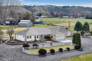581 Old Naches Hwy Property Photo
