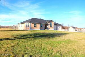 10002 Wamba Rd Property Photo