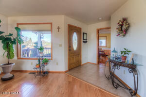 360 Orchardvale Rd Property Photo 7