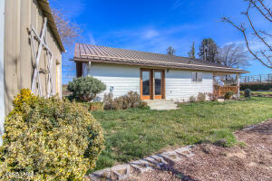 360 Orchardvale Rd Property Photo 44