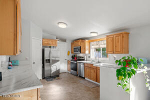 1521 Cutler Way Property Photo 7