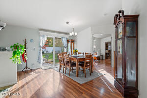 1521 Cutler Way Property Photo 11