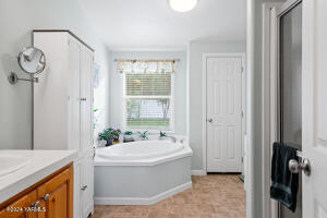 1521 Cutler Way Property Photo 18