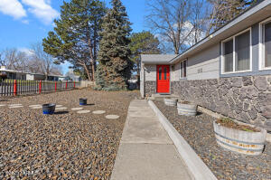 6416 Arrowhead Ave Property Photo 4