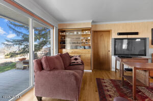 6416 Arrowhead Ave Property Photo 8