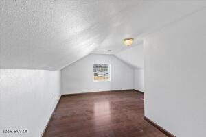 1208 Alder St Property Photo 12