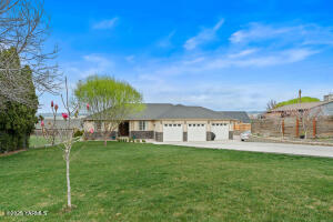 612 Edison Rd Property Photo 3