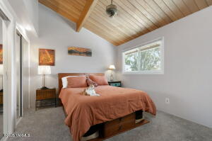 408 68th Ave Property Photo 10