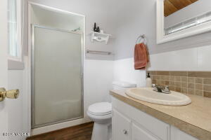 408 68th Ave Property Photo 11
