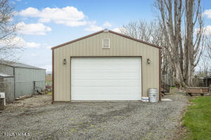 4302 Independence Rd Property Photo 4