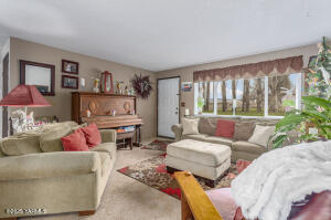 4302 Independence Rd Property Photo 5