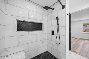 1014 Rose Pl Property Photo 15