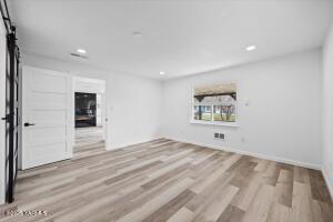 1014 Rose Pl Property Photo 18