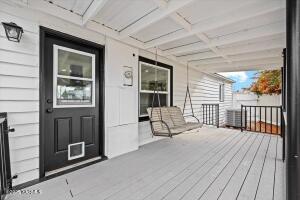 1014 Rose Pl Property Photo 26