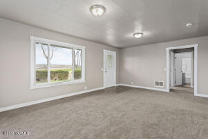 1738 Evans Rd Property Photo 4